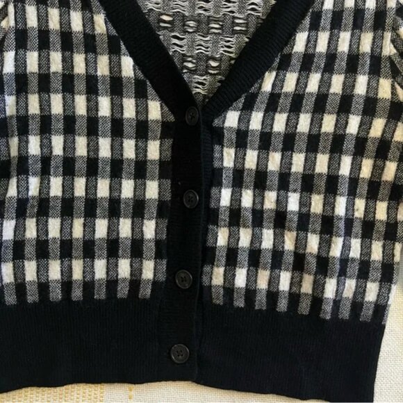 J. Crew Cashmere Cropped V-Neck Cardigan - Black/Snow Gingham - Large - Picture 5 of 6